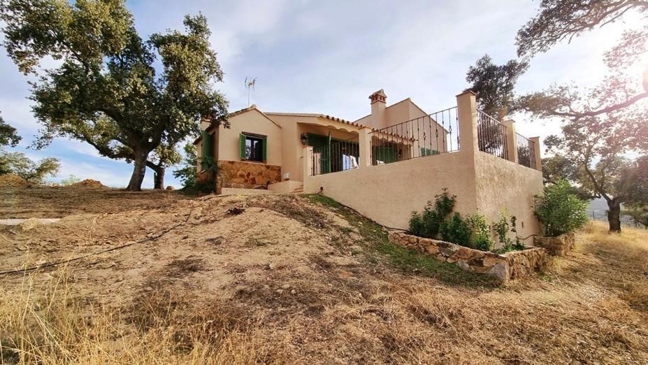 Alojamiento Rural En Aracena. Finca El Rehilete Exterior photo